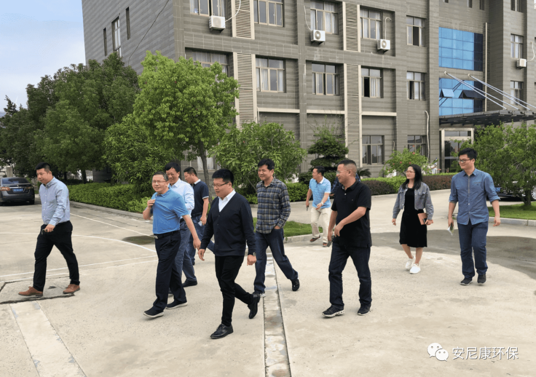 福清市(shì)副市(shì)長(cháng)劉必建一(yī)行(xíng)莅臨我司開(kāi)展調研指導工(gōng)作(zuò)